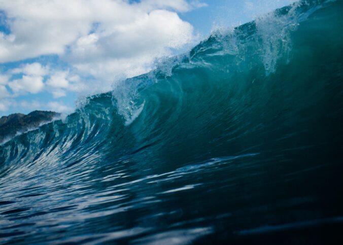 Seaturns produit de l'électricité verte grâce aux vagues.
